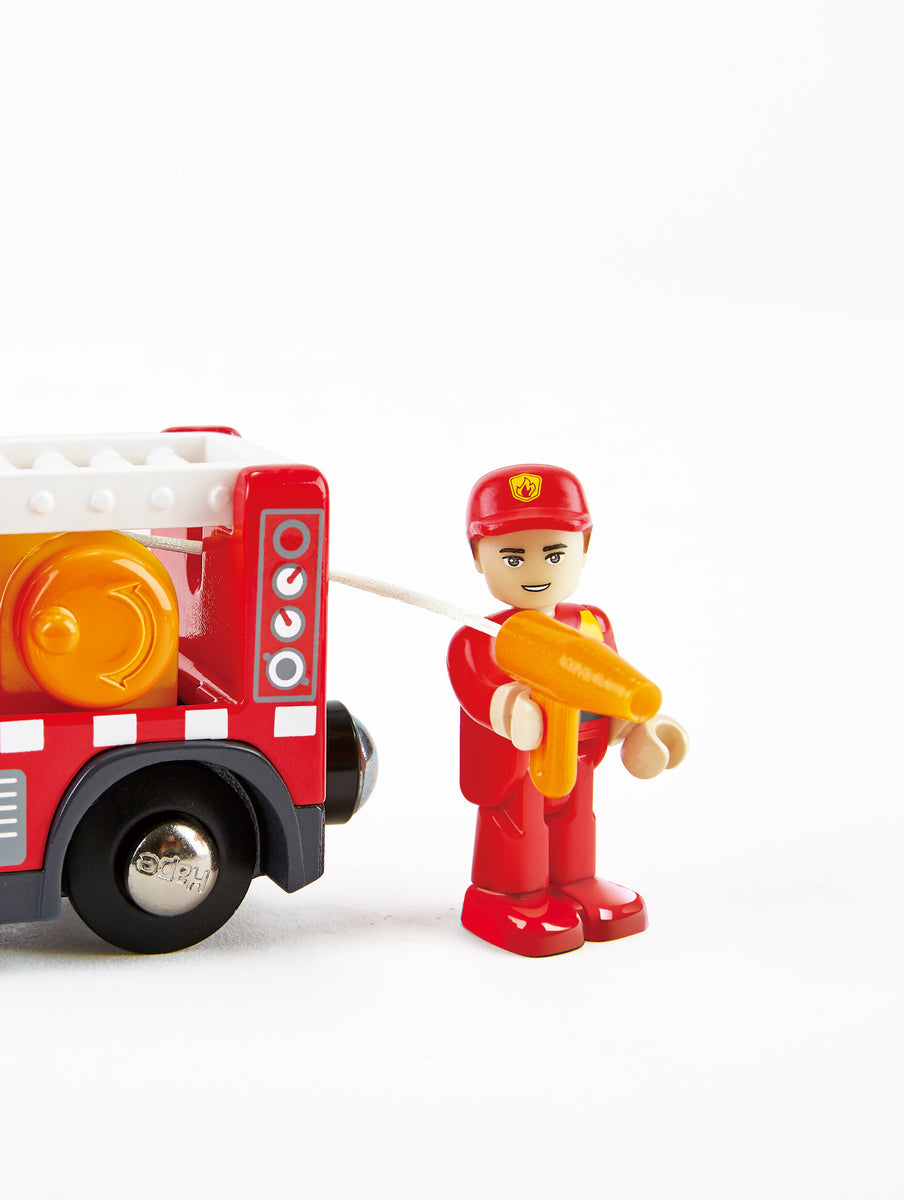 Hape 警笛消防車 (3-8 歲)