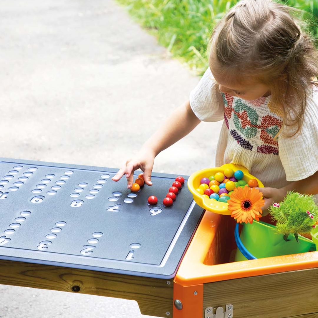Activity Table Game Board "Math 1–10"｜數學 1–10 遊戲板